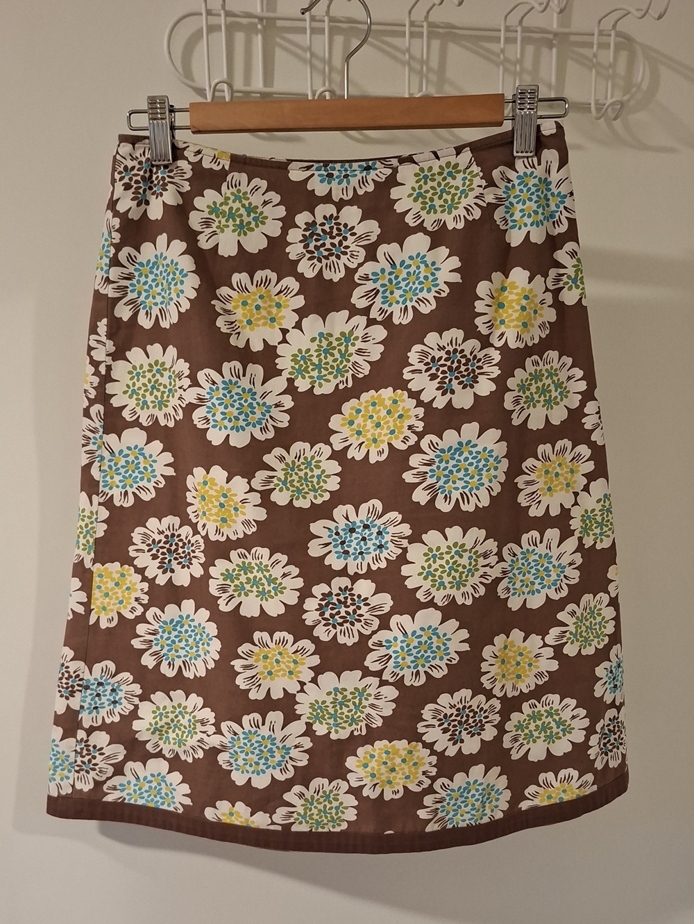 Boden Y2K-inspired Brown & Rainbow Floral A-line 100% Cotton Skirt (US 4/UK 8)